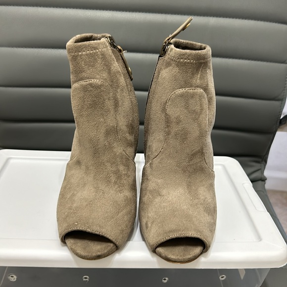 Booties - Picture 3 of 5